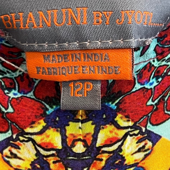 Bhanuni By Jyoti Floral Maxi Dress - Picture 7 of 7